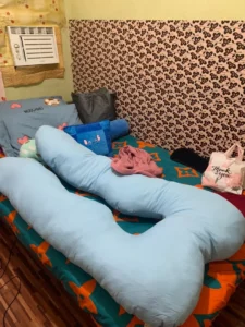 OMGPh Authentic Giant Bundle 5 FT 3.5 Kg Pregnancy Pillow Maternity Pillow - Good for 5ft and up photo review